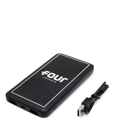 FOUR Powerbank